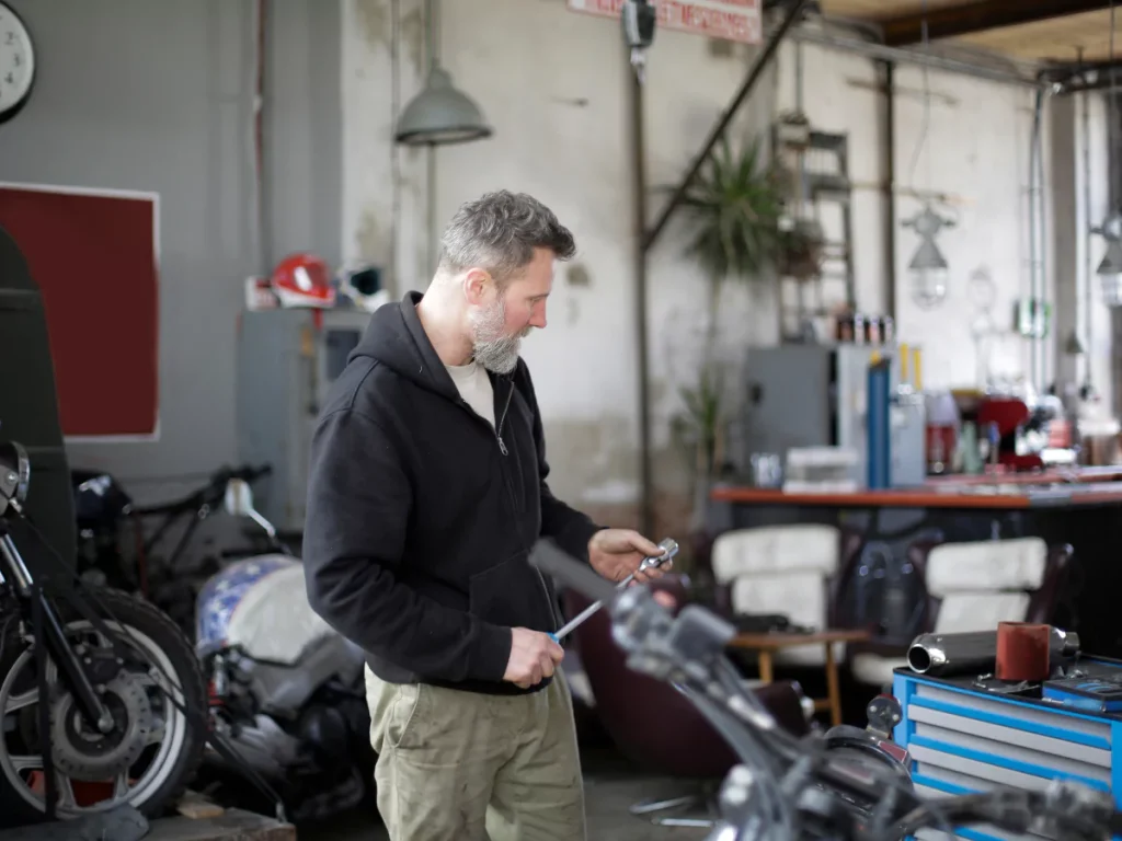 Using trusted third-party inspectors at Eldridge Meadow for a thorough pre-purchase motorcycle inspection.